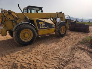 Manipulador telescópico CAT TH63