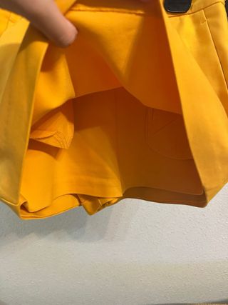 Falda pantalón Zara amarilla 