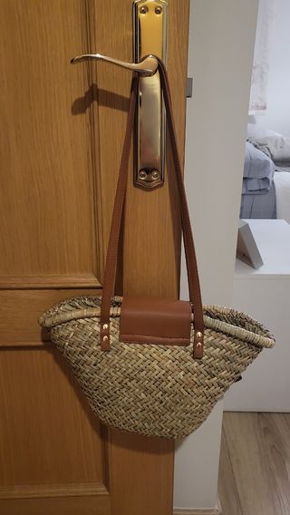 Bolso capazo marrón y beige
