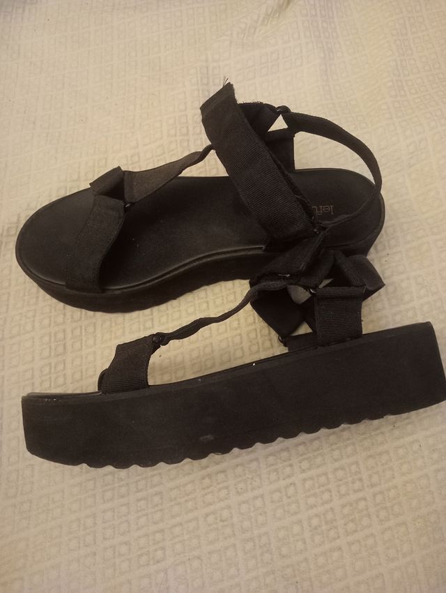 Sandalias plataforma negras - talla 39