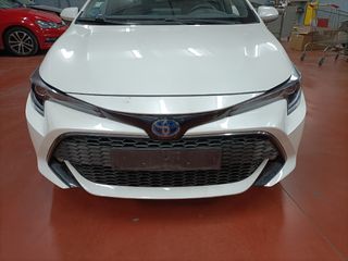 Faro LED Toyota Corolla 81130-02S70