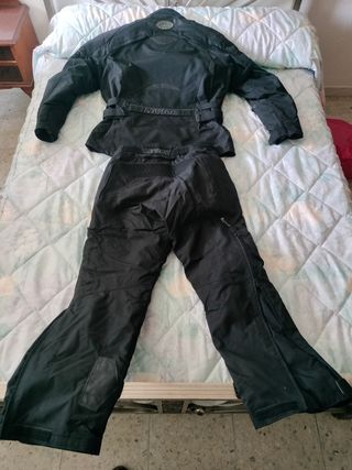 Traje moto Levior. Hombre.