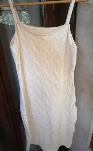 Vestito bianco lavorato a maglia