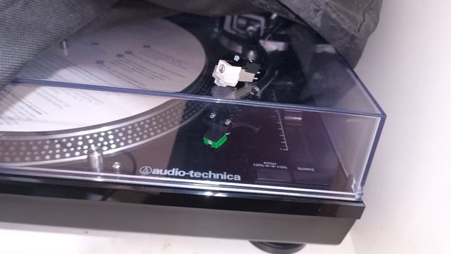 Audio-Technica  Aguja y cabezal