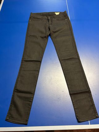 Pantalones H&M negros, talla 28