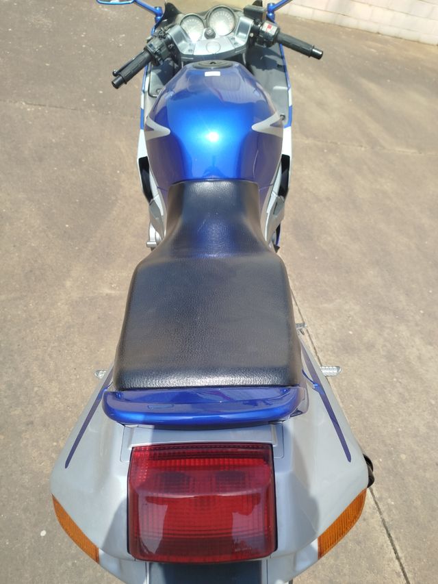 Kawasaki ZZ-R600 (1990) IMPECABLE