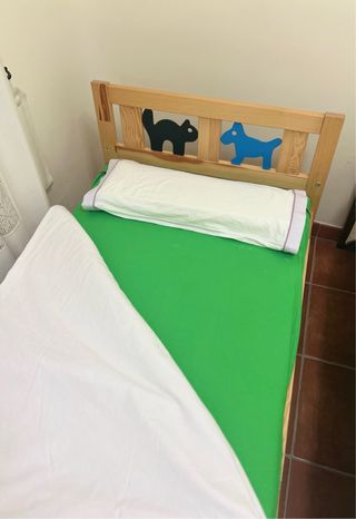 Cama infantil Ikea Kritter con colchón