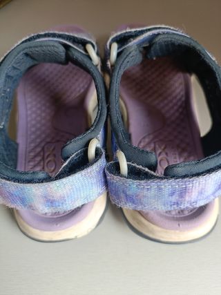 Sandalias Geox niña, talla 34