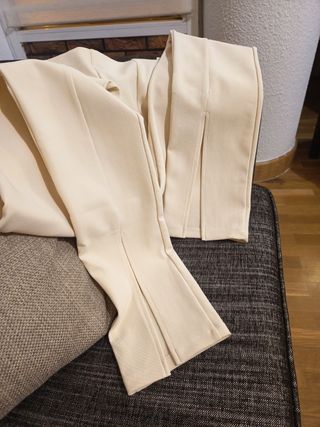 Pantalón Zara vestir beige