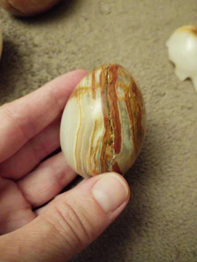 Huevos y tortuga de ónix,todo 6 euros