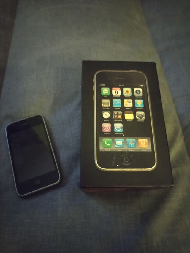 iPhone 3G 16GB -  Apple