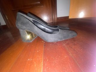 Zapatos negros tacón alto
