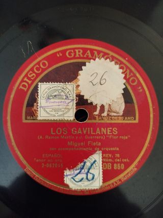 Carpeta recopilatoria con cuatro discos.