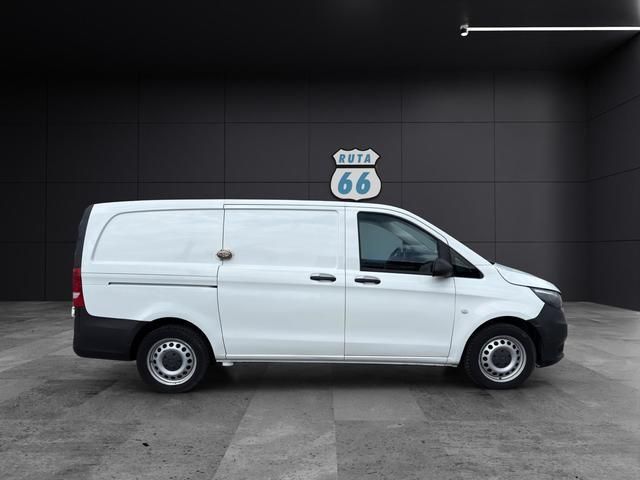 Mercedes-Benz Vito Combi 111 e-Vito Tourer largo 85 kW (116 CV)