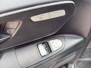 Mercedes-Benz Vito Combi 111 e-Vito Tourer largo 85 kW (116 CV)