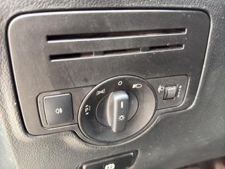 Mercedes-Benz Vito Combi 111 e-Vito Tourer largo 85 kW (116 CV)