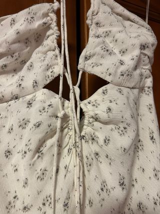 Vestido blanco roto floral