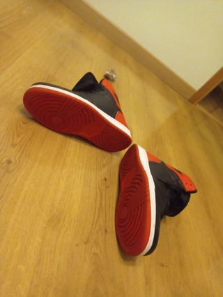 Zapatillas Nike Air Jordan 1 - Talla 38