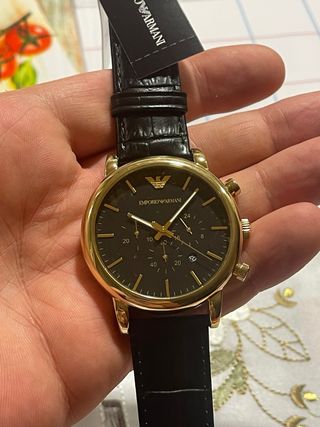 Reloj Emporio Armani - Dorado y Negro