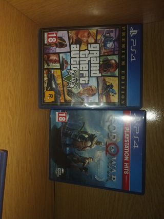 PS4 (PlayStation 4): God of War y GTA V