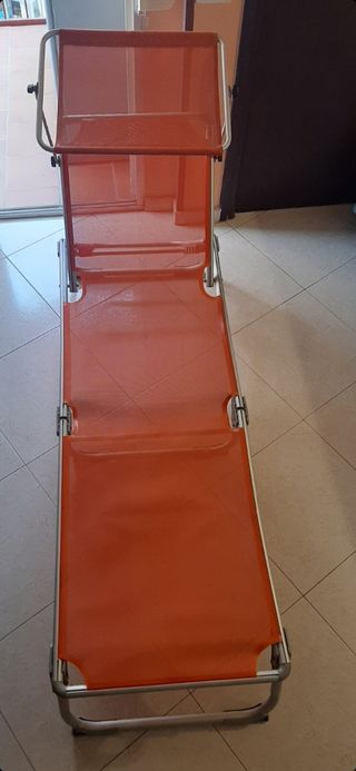 Tumbona Plegable Naranja y otra azul