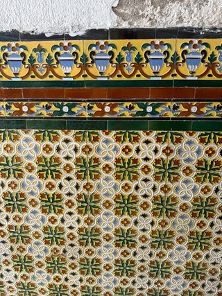 Azulejos sevillanos vintage