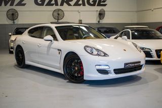 PORSCHE Panamera 4.8 S