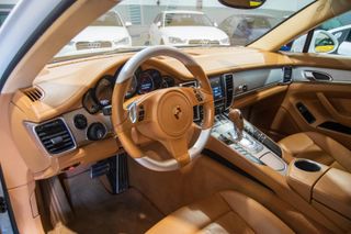 PORSCHE Panamera 4.8 S