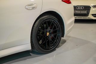 PORSCHE Panamera 4.8 S