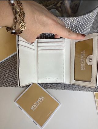 Monedero Michael Kors. Original. A estrenar.