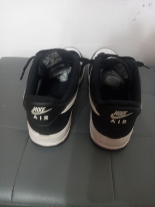 Nike Air Force 1 - 41 - Bianche e Nere