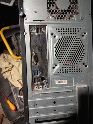 Torre PC usada