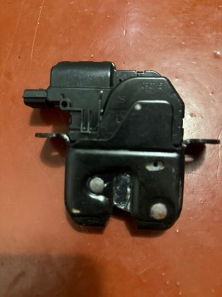 Cerradura porton Renault Megane 3