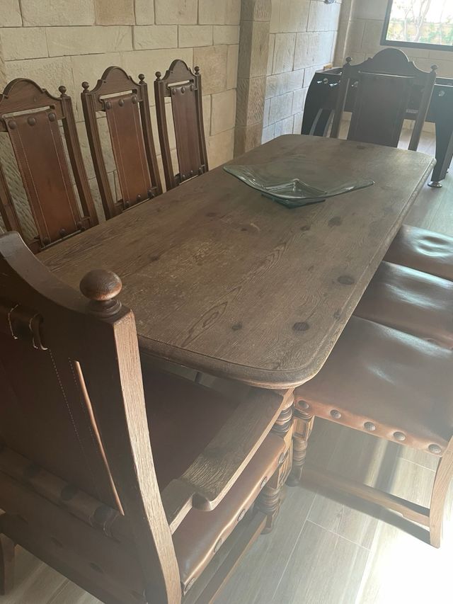 Conjunto mesa + 6 sillas madera + 2 sillones