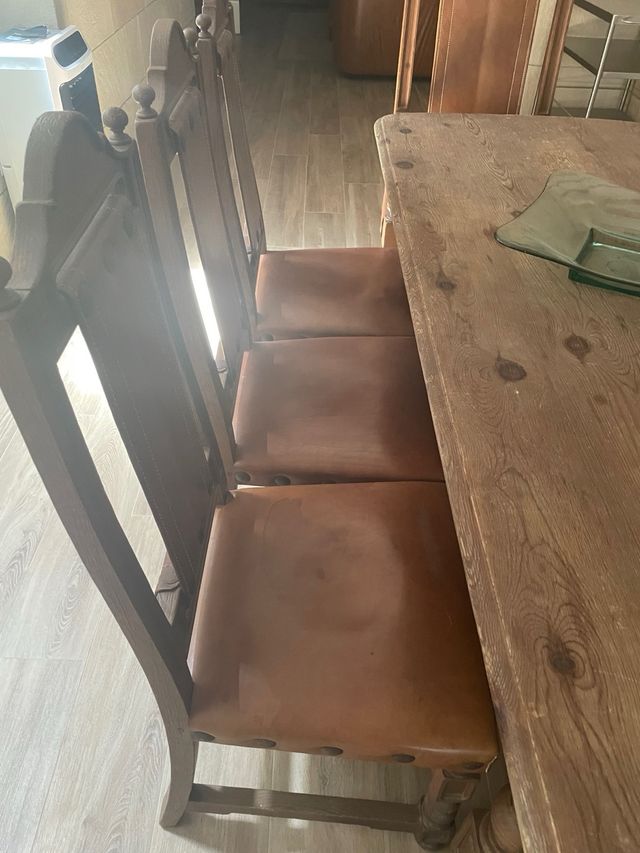 Conjunto mesa + 6 sillas madera + 2 sillones