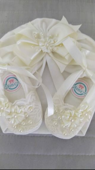 Zapatos y turbante bebé recién nacido