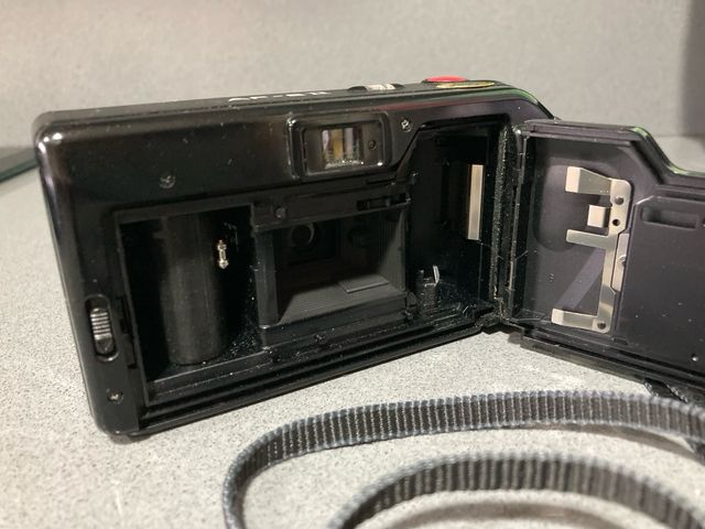 Minolta AF-E II Cámara compacta