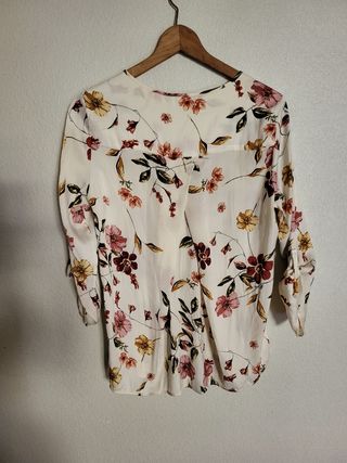 Blusa floral - Talla M