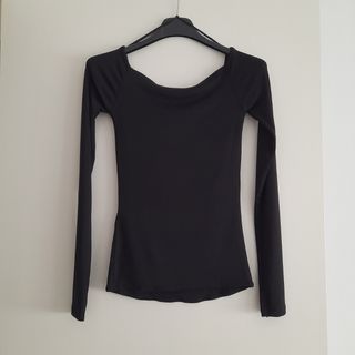 Top negro AMISU manga larga talla S