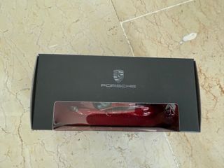 Porsche 911 Carrera 4S 1:43
