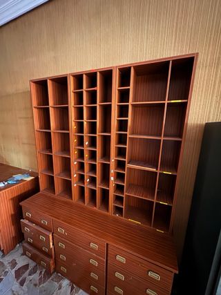 Mueble madera: Estantería + Cajonera