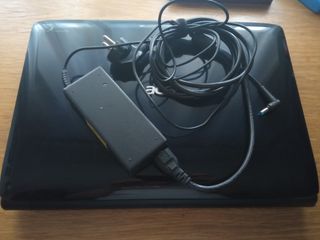 Portátil ACER negro