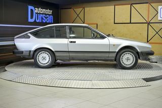 Alfa Romeo GTV    2.0 
