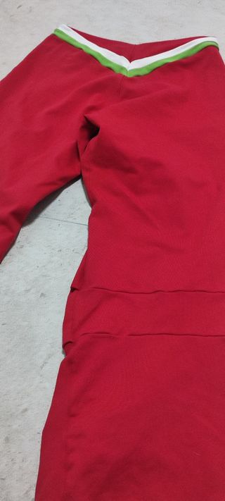 Conjunto deportivo naffta rojo