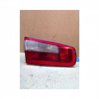 Piloto trasero izquierdo Renault Laguna II