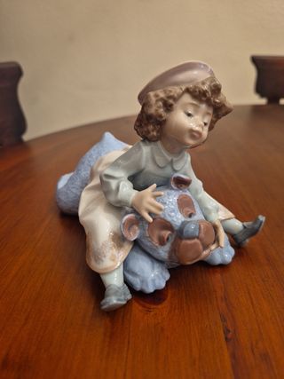 Figura Lladró Niña con Oso
