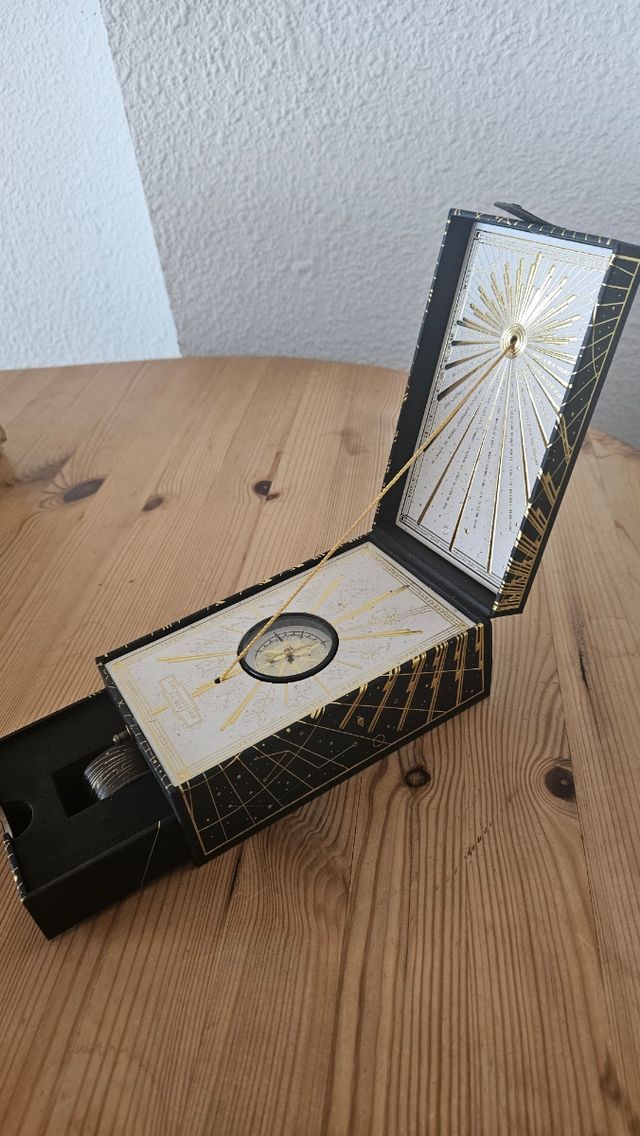 Caja y pulsera Tomorrowland 2022- Edición Limitada