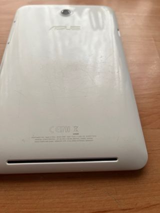 Tablet Asus MeMo Paz- Blanca y Negra