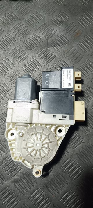 Motor elevalunas CITROEN C4 (2005)