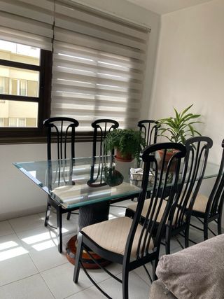 Mesa de comedor de cristal elegante